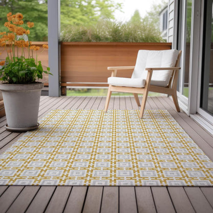 Indoor/Outdoor Marlo MO1 Gold Washable 8' x 10' Rug