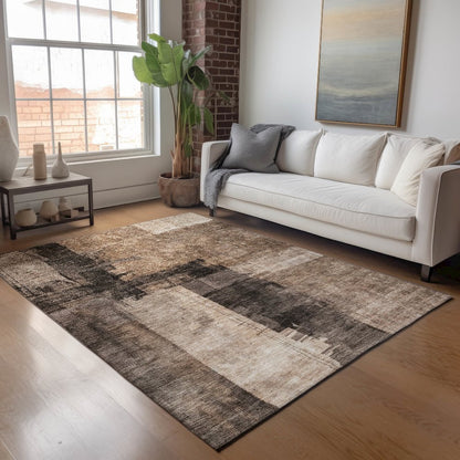 Indoor/Outdoor Nouveau Brown 8' x 10' Rug