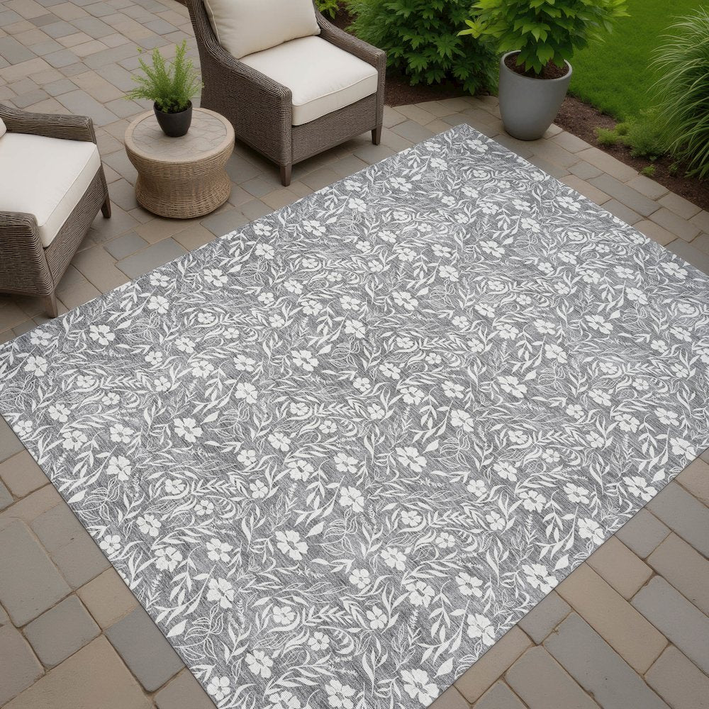 Luxury Washable Indoor/Outdoor Soft Essentials SE4 Gray 5' x 7'6" Rug