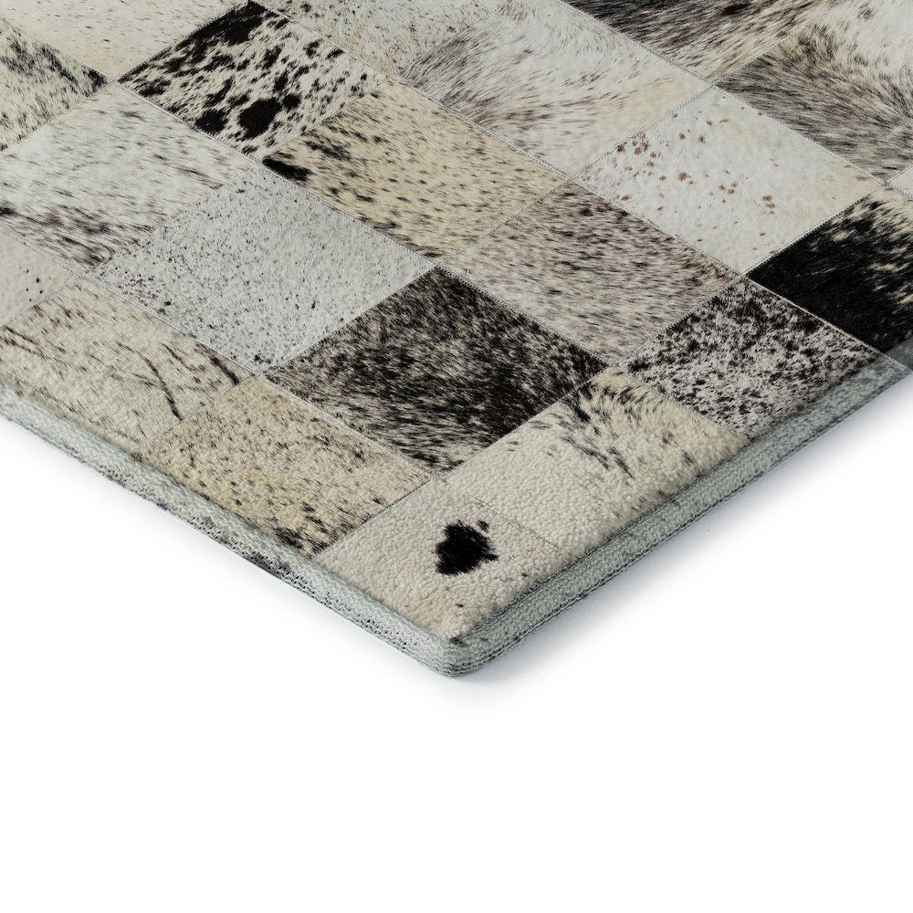 Luxury Washable Indoor/Outdoor Bozeman Cream 8' x 8' Round Rug