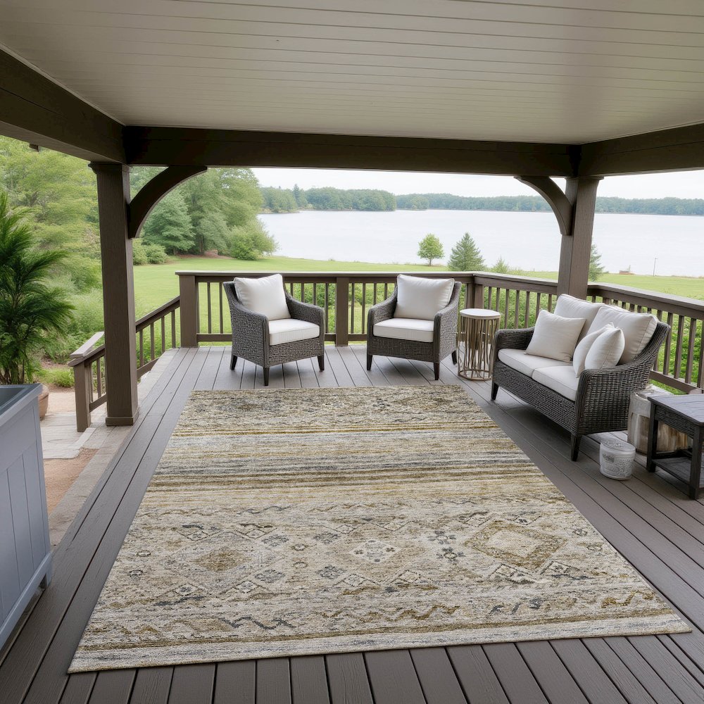 Indoor/Outdoor Karaj Brown 10' x 14' Rug