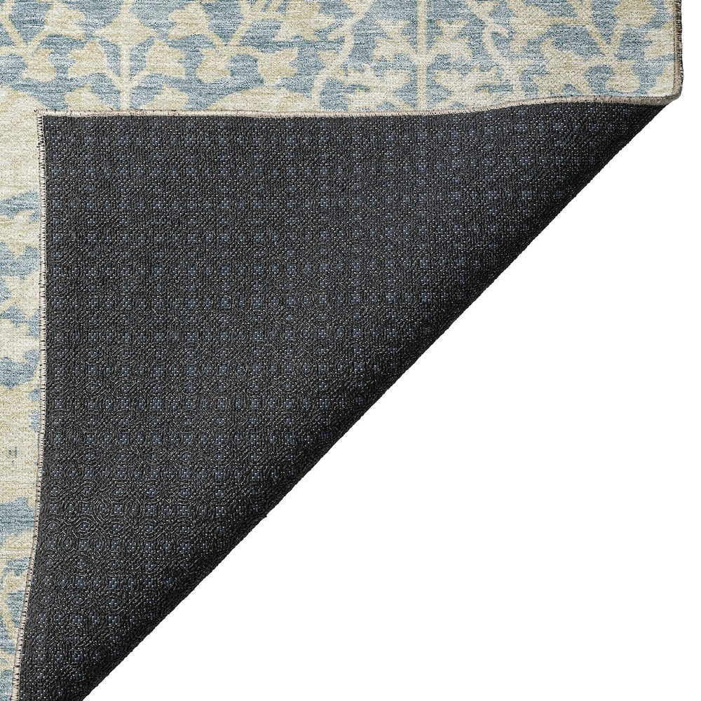 Luxury Washable Indoor/Outdoor Solace Sky 8' x 10' Rug