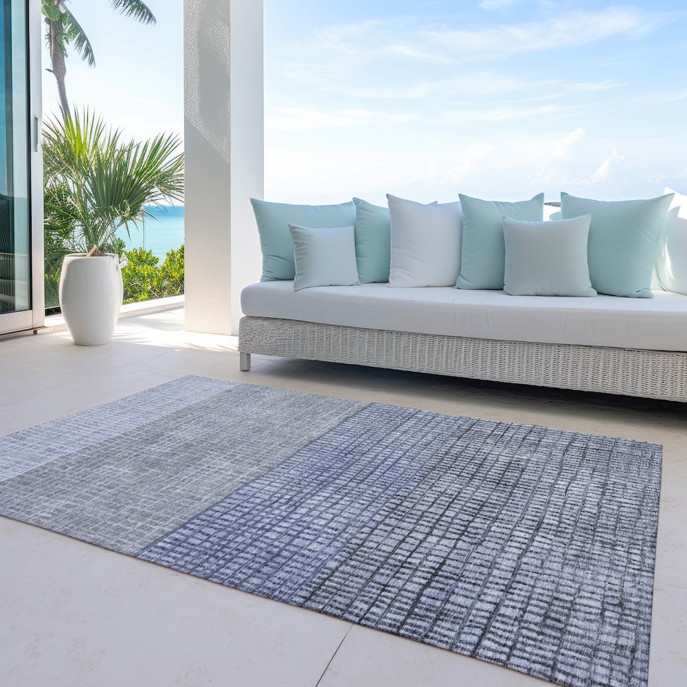Machine Washable Indoor/Outdoor Chantille Denim 2'6" x 3'10" Rug