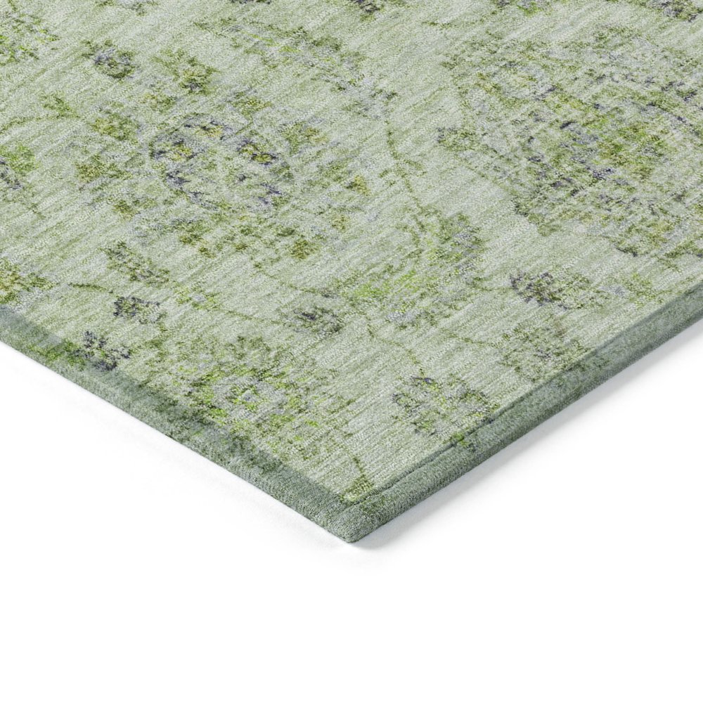 Machine Washable Indoor/Outdoor Chantille Aloe 1'8" x 2'6" Rug