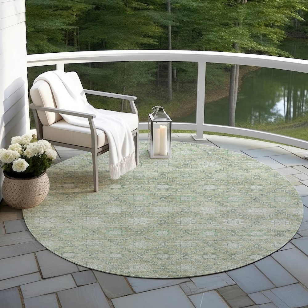 Machine Washable Indoor/Outdoor Chantille Aloe 8' x 8' Round Rug