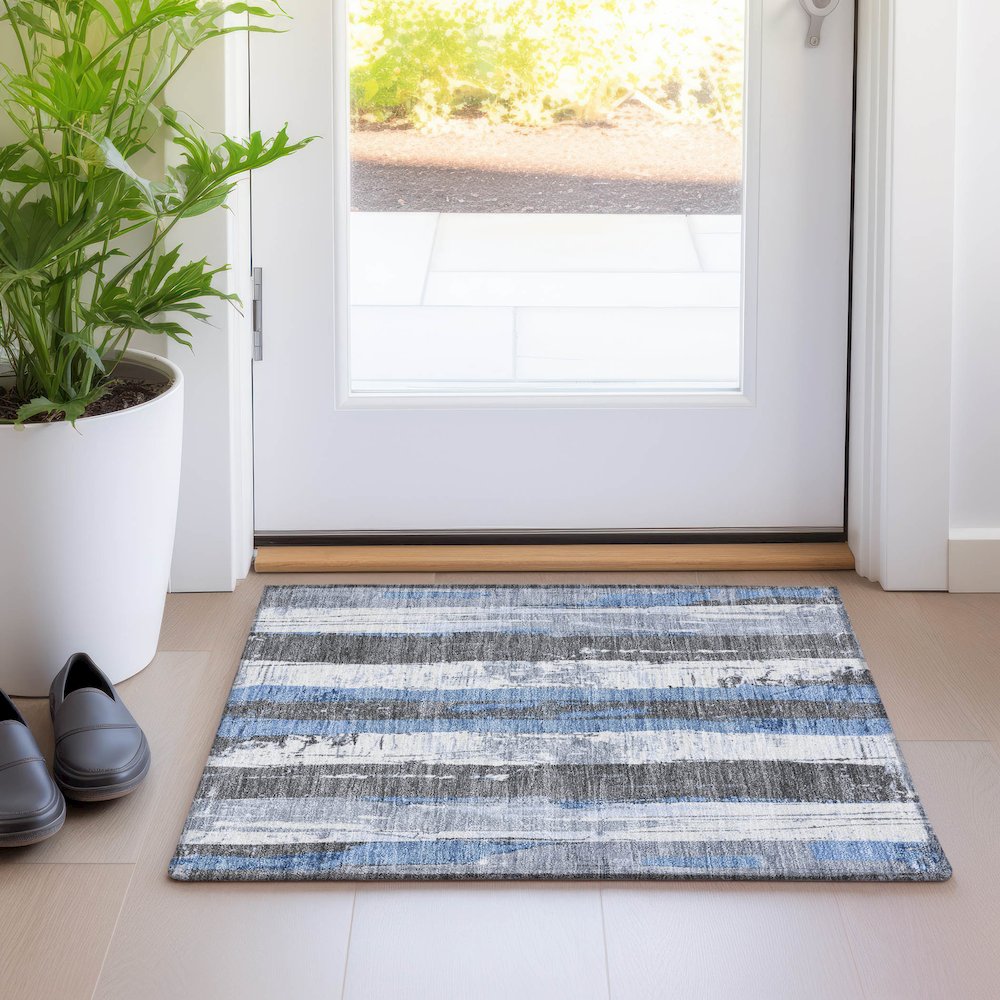 Machine Washable Indoor/Outdoor Chantille Denim 1'8" x 2'6" Rug