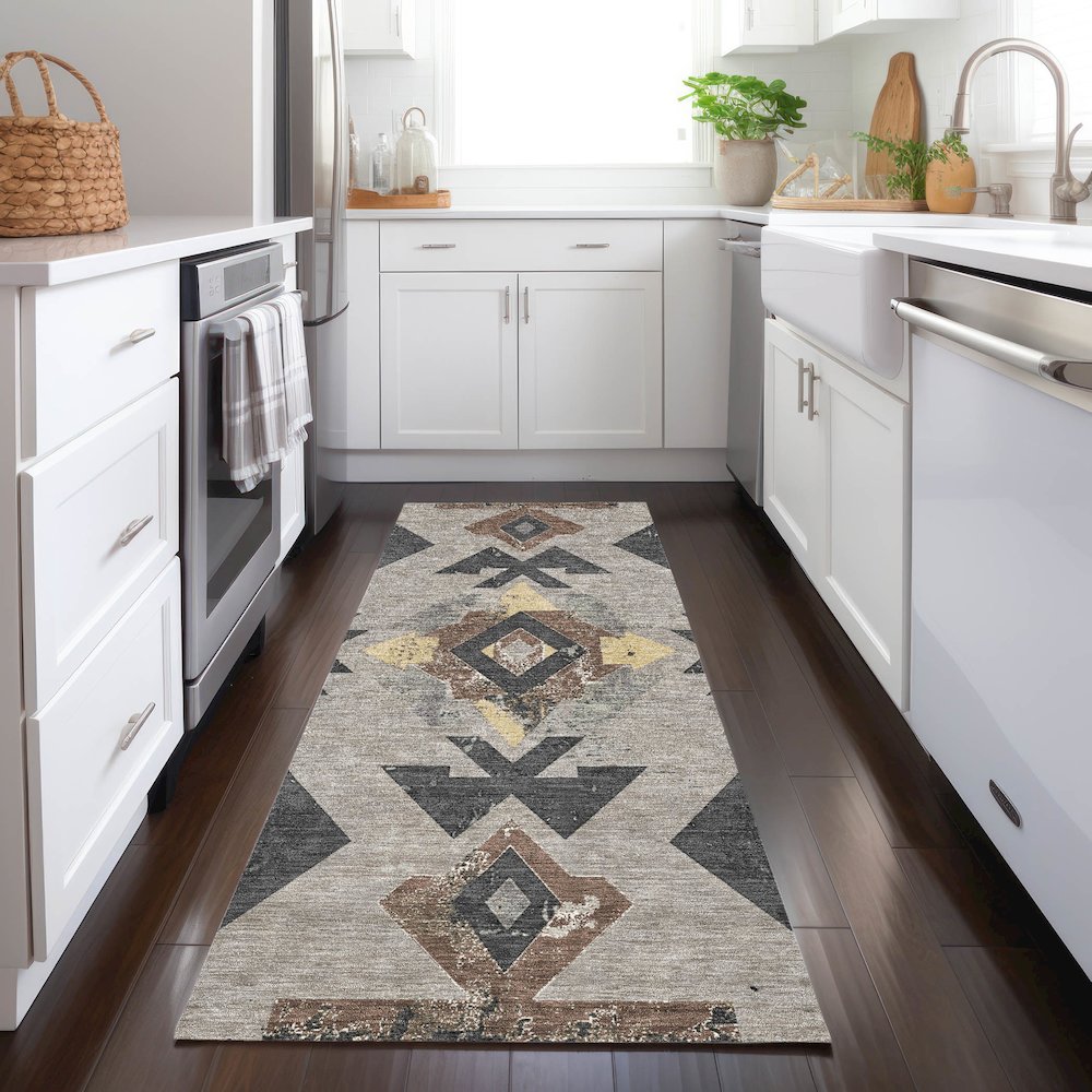 Machine Washable Indoor/Outdoor Chantille Taupe 2'3" x 7'6" Runner Rug