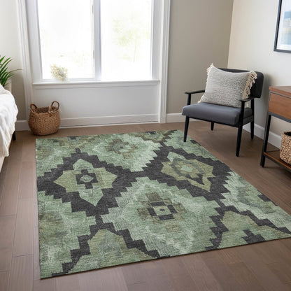 Machine Washable Indoor/Outdoor Chantille Aloe 2'6" x 3'10" Rug