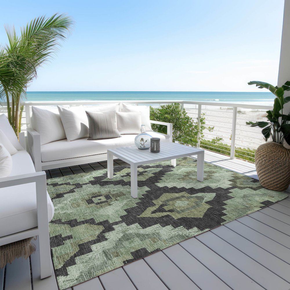 Machine Washable Indoor/Outdoor Chantille Aloe 2'6" x 3'10" Rug