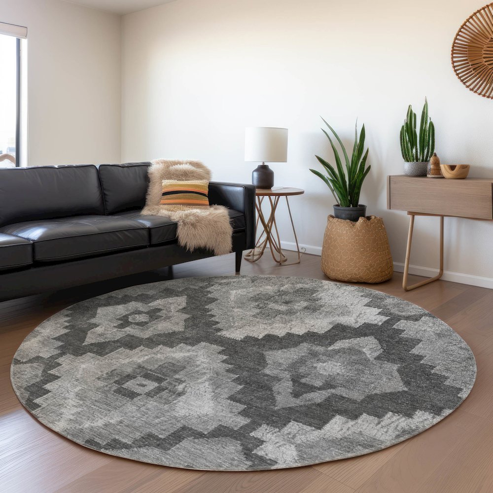 Machine Washable Indoor/Outdoor Chantille Gray 8' x 8' Round Rug
