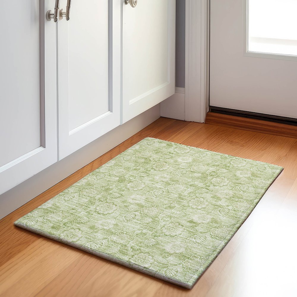 Machine Washable Indoor/Outdoor Chantille Sage 1'8" x 2'6" Rug
