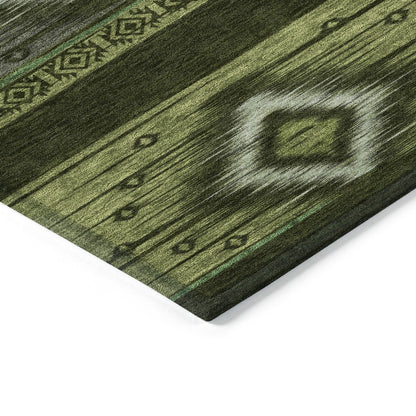 Machine Washable Indoor/Outdoor Chantille Aloe 1'8" x 2'6" Rug