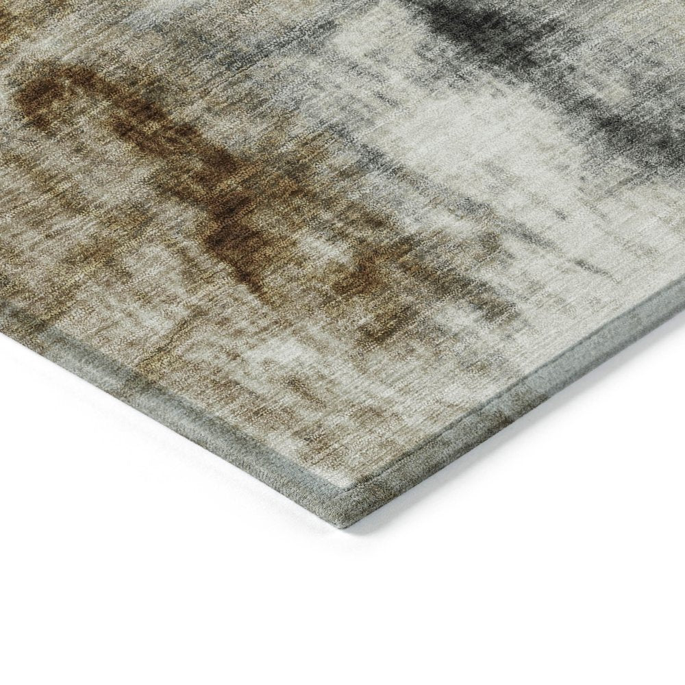 Machine Washable Indoor/Outdoor Chantille Taupe 1'8" x 2'6" Rug