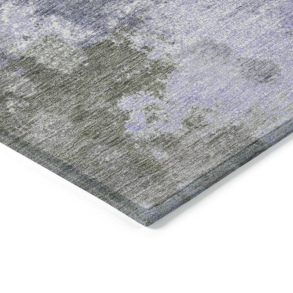 Machine Washable Indoor/Outdoor Chantille Lavender 1'8" x 2'6" Rug