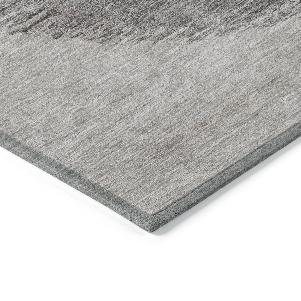 Machine Washable Indoor/Outdoor Chantille Taupe 1'8" x 2'6" Rug
