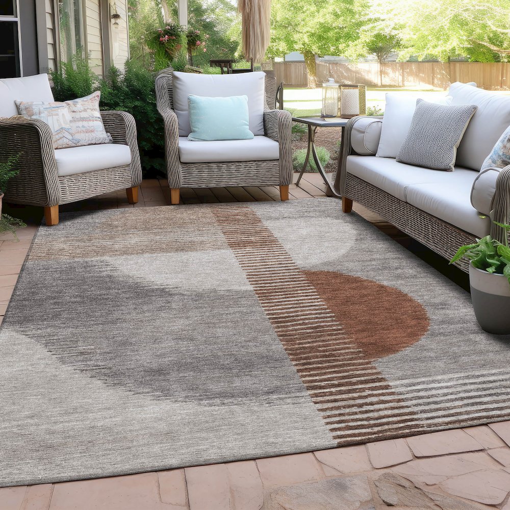 Machine Washable Indoor/Outdoor Chantille Taupe 2'6" x 3'10" Rug
