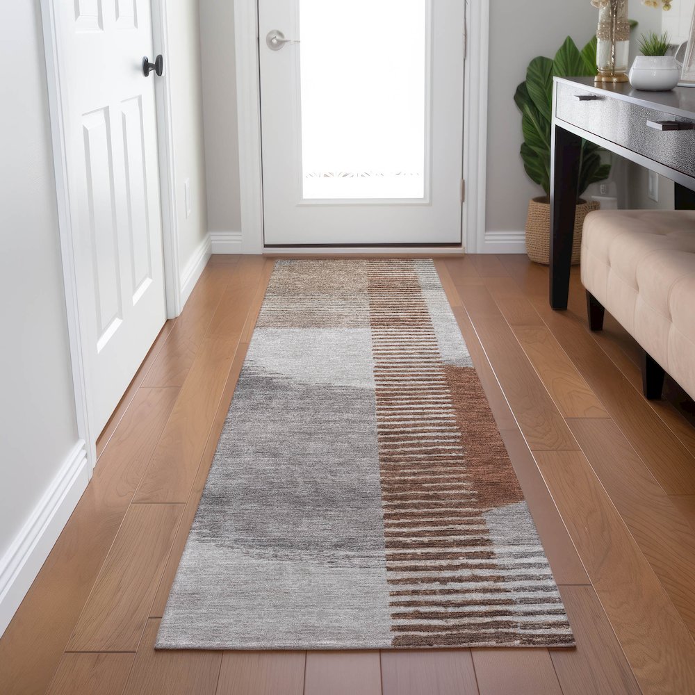 Machine Washable Indoor/Outdoor Chantille Taupe 2'3" x 7'6" Runner Rug