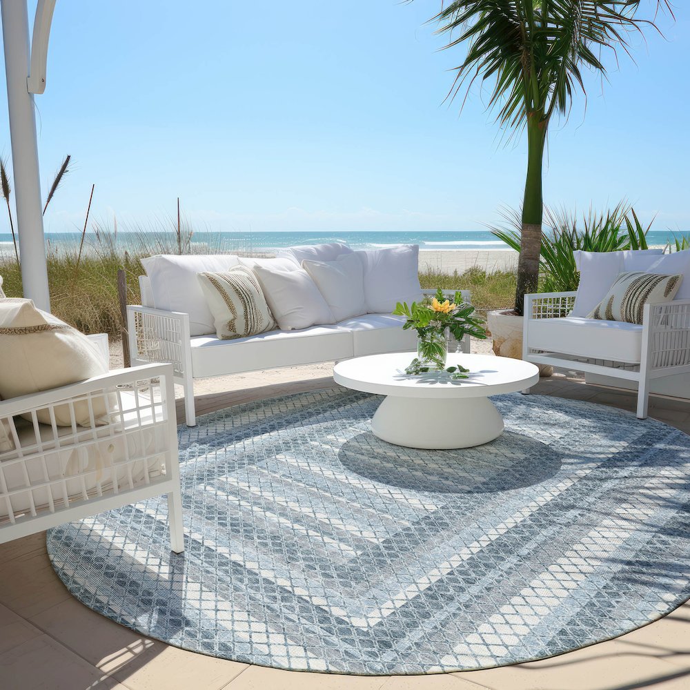 Machine Washable Indoor/Outdoor Chantille Denim 8' x 8' Round Rug