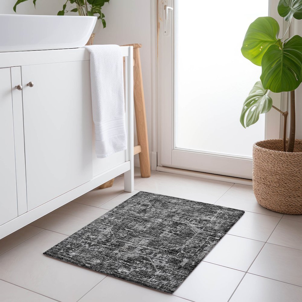 Premium Machine Washable Mayfield  Black 1'8" x 2'6" Rug