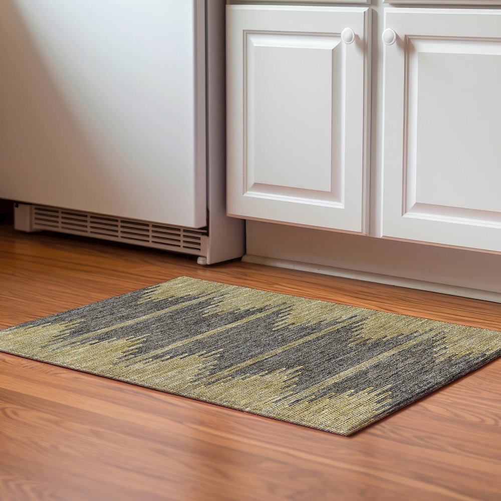 Premium Machine Washable Mayfield  Graphite 1'8" x 2'6" Rug