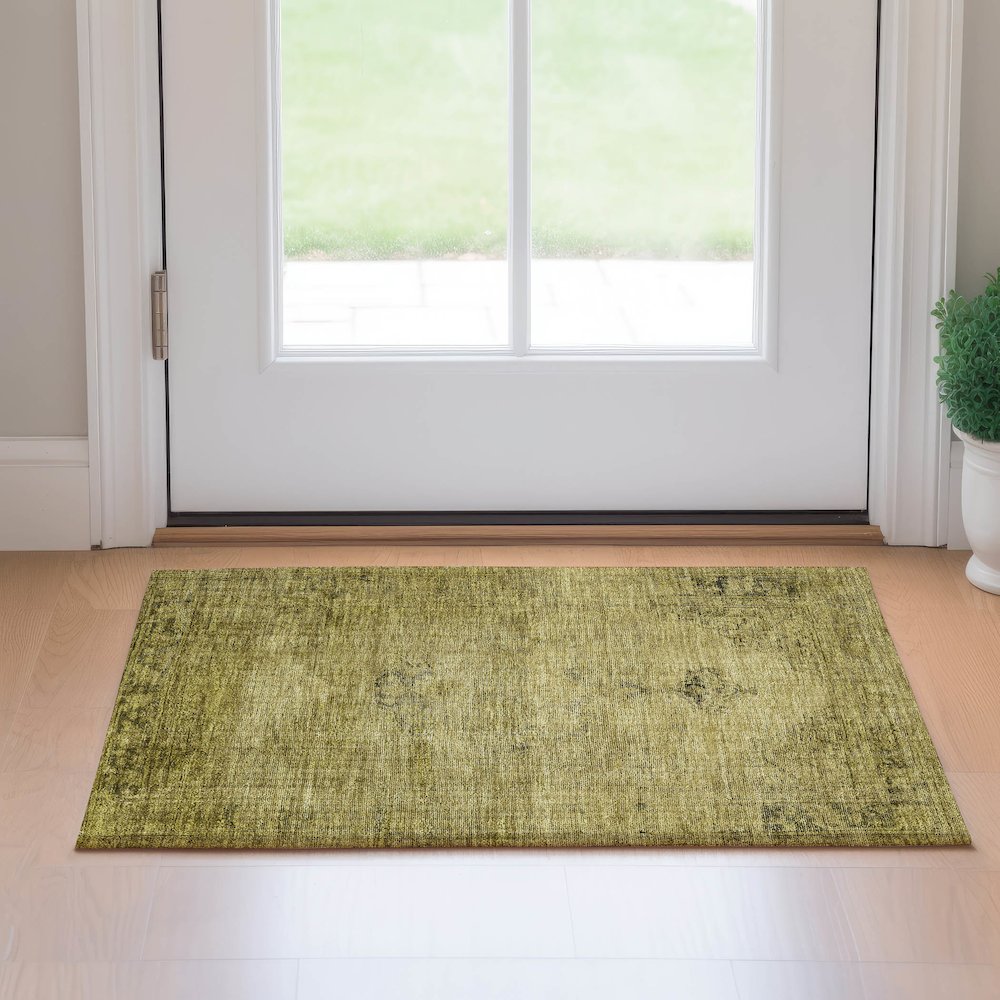 Premium Machine Washable Mayfield AMF658 Gold 1'8" x 2'6" Rug