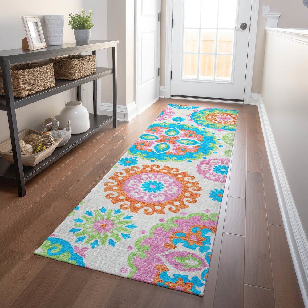 Premium Machine Washable Mayfield AMF763 White 2'3" x 7'6" Runner Rug