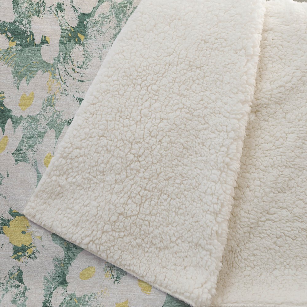 Premium Machine Washable ASB538 Green 50" x 70" Sherpa Throw Blanket