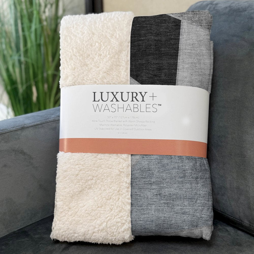 Premium Machine Washable ASB636 Chocolate 50" x 70" Sherpa Throw Blanket