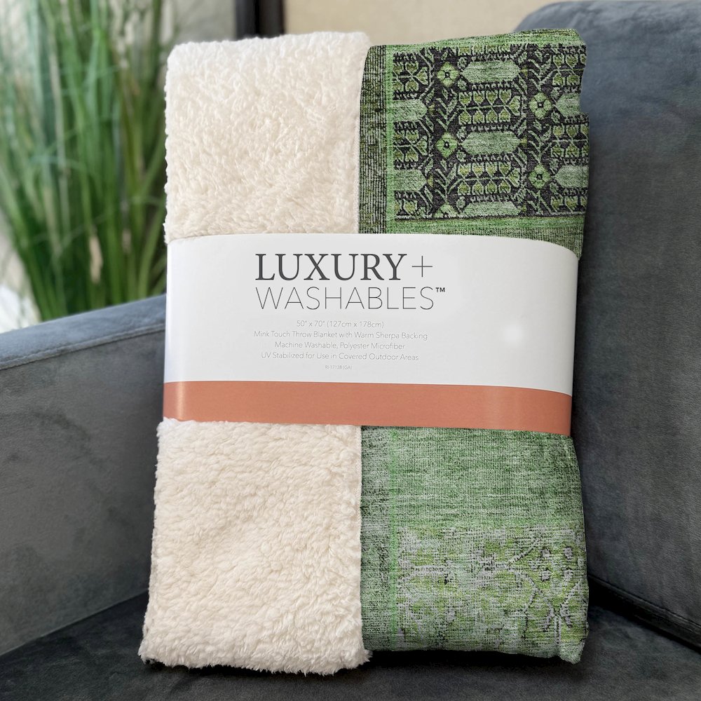 Premium Machine Washable ASB669 Green 50" x 70" Sherpa Throw Blanket