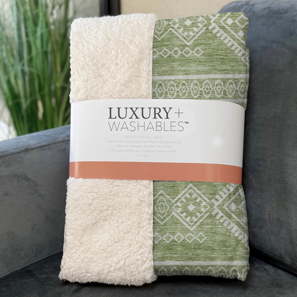 Premium Machine Washable ASB901 Green 50" x 70" Sherpa Throw Blanket