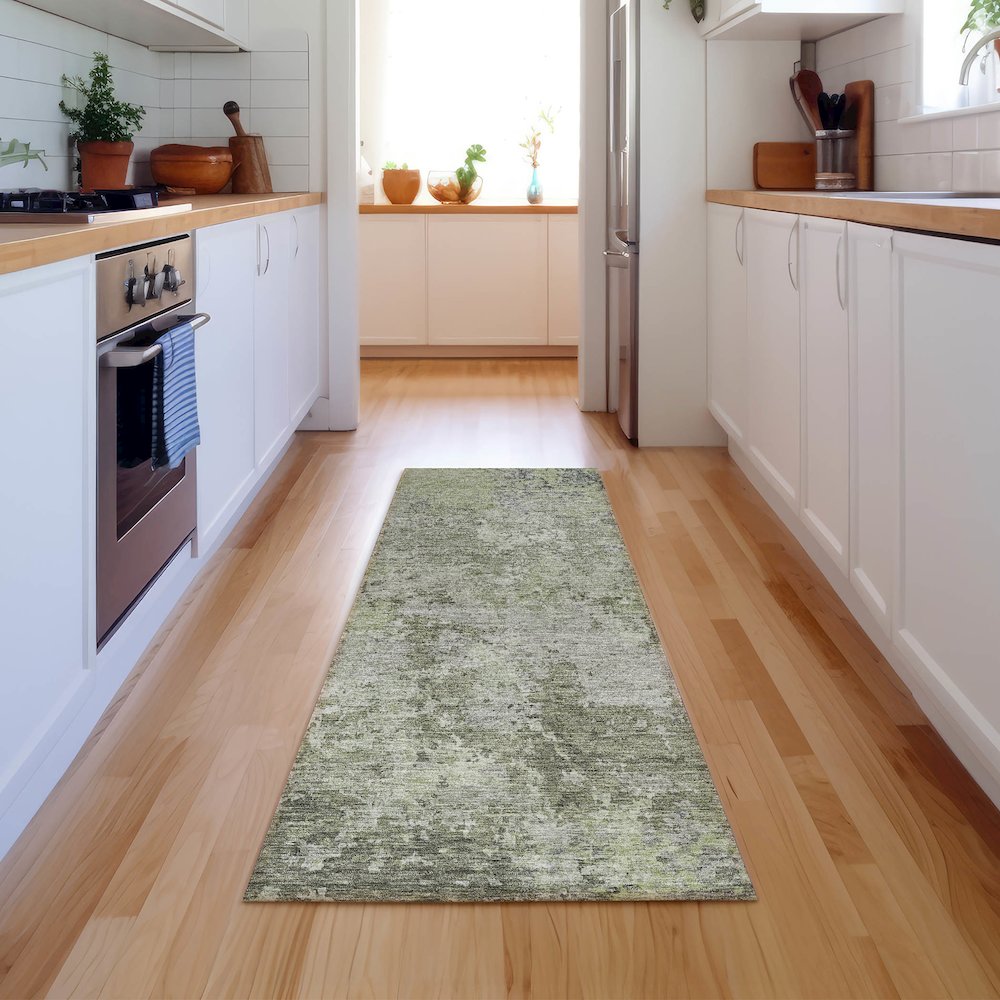 Luxury Washable Indoor/Outdoor Bresca Green 2'3" x 7'6" Runner Rug