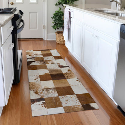 Luxury Washable Indoor/Outdoor Bozeman Brown 2'3" x 7'6" Runner Rug