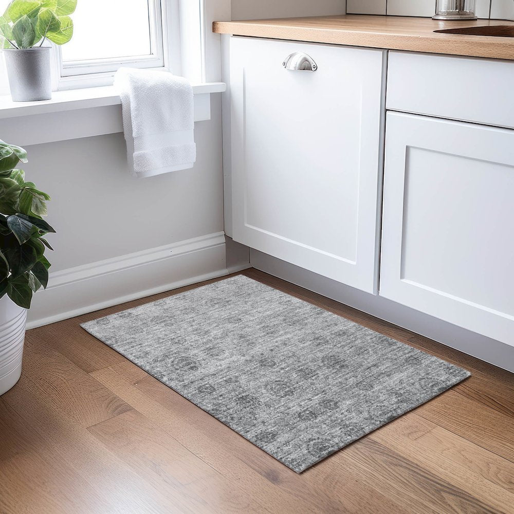Luxury Washable Indoor/Outdoor Burano Gray 1'8" x 2'6" Rug