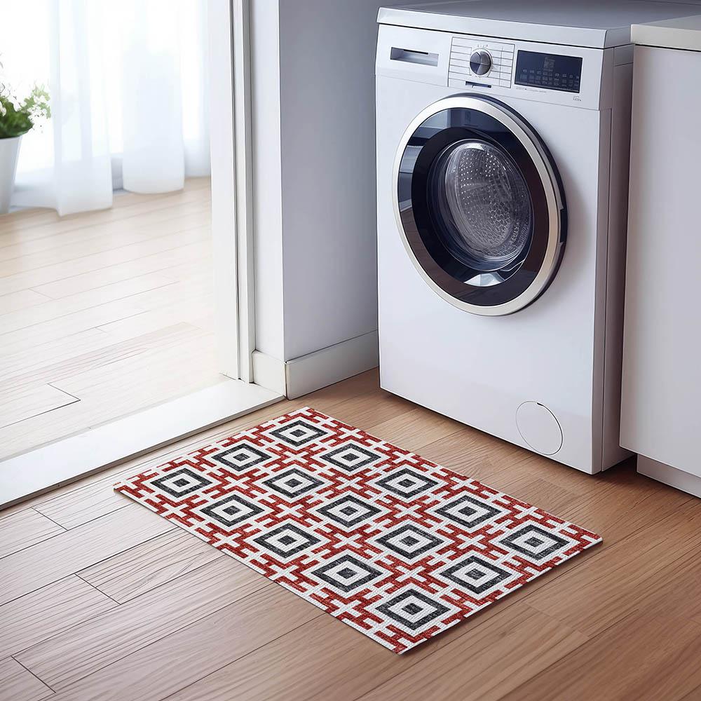 Indoor/Outdoor Marlo MO1 Red Washable 1'8" x 2'6" Rug