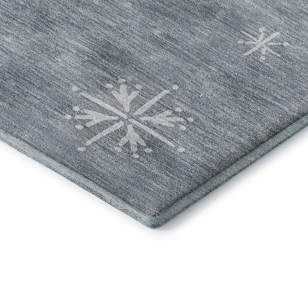 Luxury Washable Indoor/Outdoor Merry & Bright Gray 1'8" x 2'6" Rug