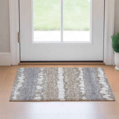 Machine Washable Indoor/Outdoor Neo Taupe 1'8" x 2'6" Rug