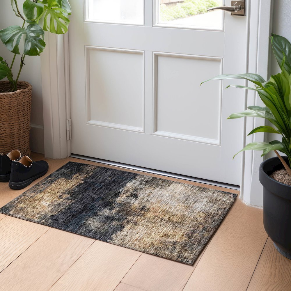Indoor/Outdoor Nouveau Charcoal 1'8" x 2'6" Rug