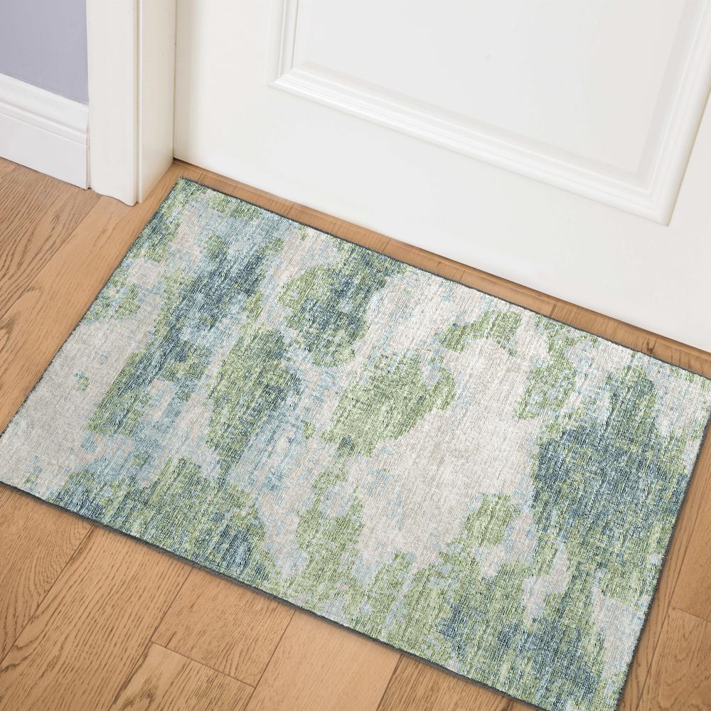 Camberly CM6 Meadow 1'8" x 2'6" Rug