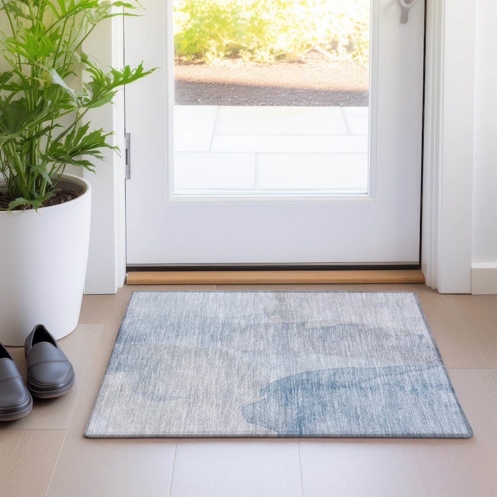 Luxury Washable Indoor/Outdoor Ravenna Sky 1'8" x 2'6" Rug