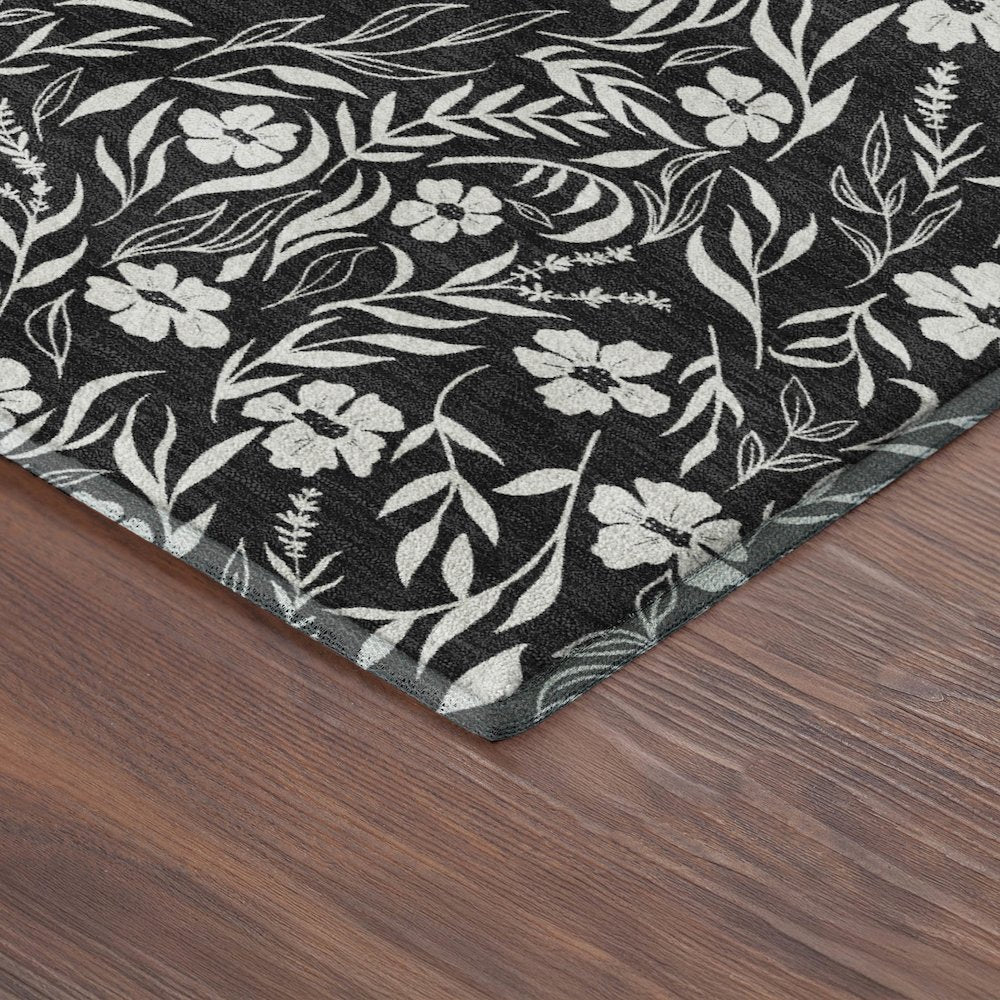 Luxury Washable Indoor/Outdoor Soft Essentials SE4 Black 1'8" x 2'6" Rug