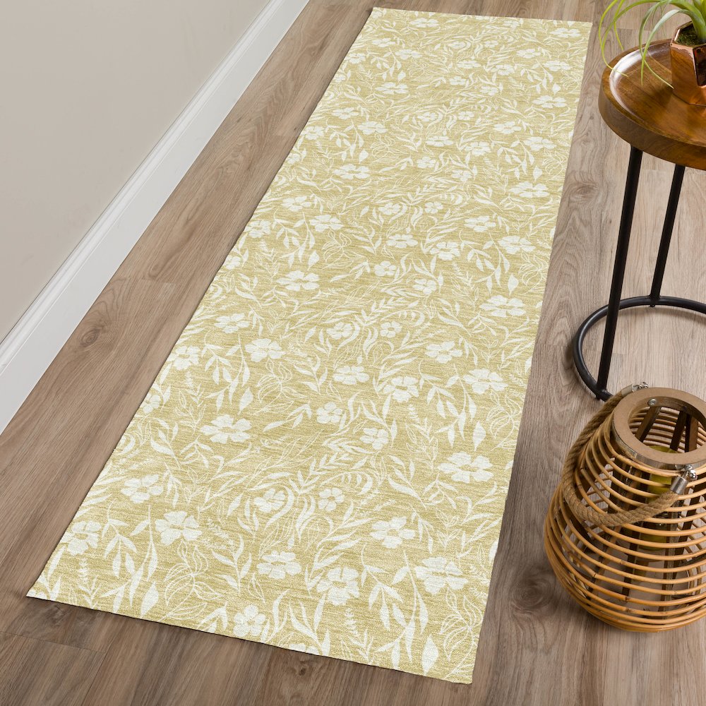 Luxury Washable Indoor/Outdoor Soft Essentials SE4 Gold 2'3" x 7'6" Runner Rug