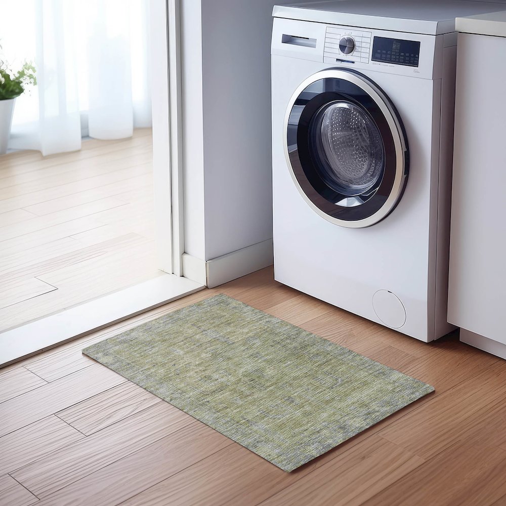 Luxury Washable Indoor/Outdoor Solace Aloe 1'8" x 2'6" Rug