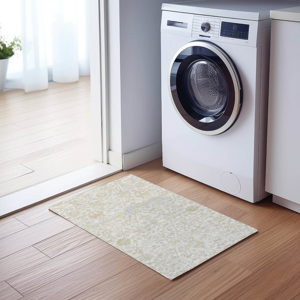 Luxury Washable Indoor/Outdoor Solace Ivory 1'8" x 2'6" Rug