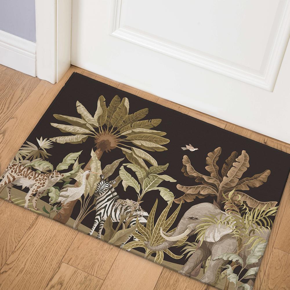 Indoor/Outdoor Tropics TC8 Black Washable 1'8" x 2'6" Rug