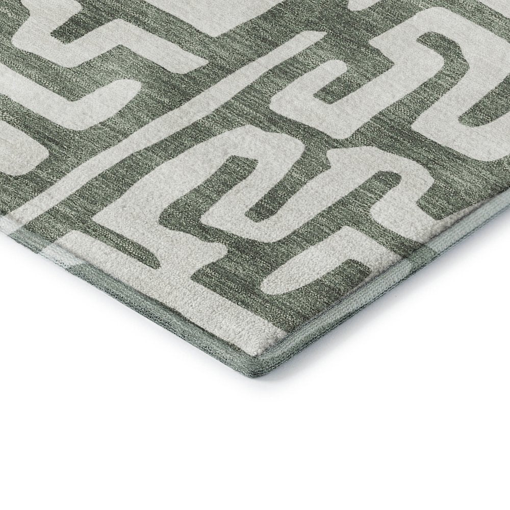 Luxury Washable Indoor/Outdoor The Reserve Basil 1'8" x 2'6" Rug