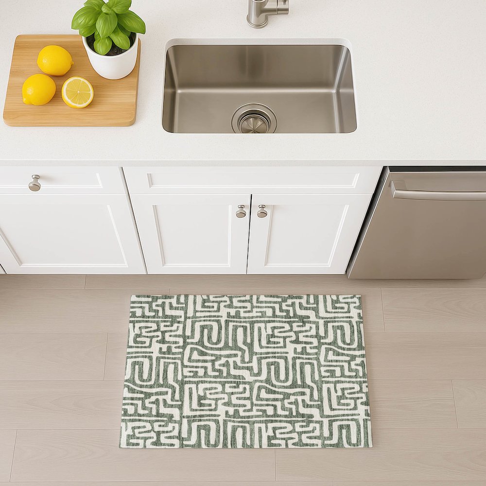 Luxury Washable Indoor/Outdoor The Reserve Basil 1'8" x 2'6" Rug