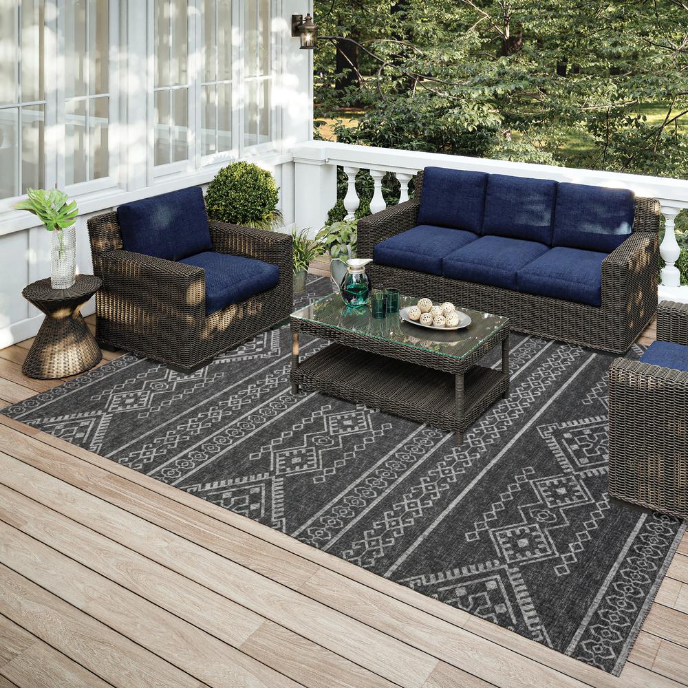Yuma Gray Transitional Southwest 10' x 14' Area Rug Gray AYU44