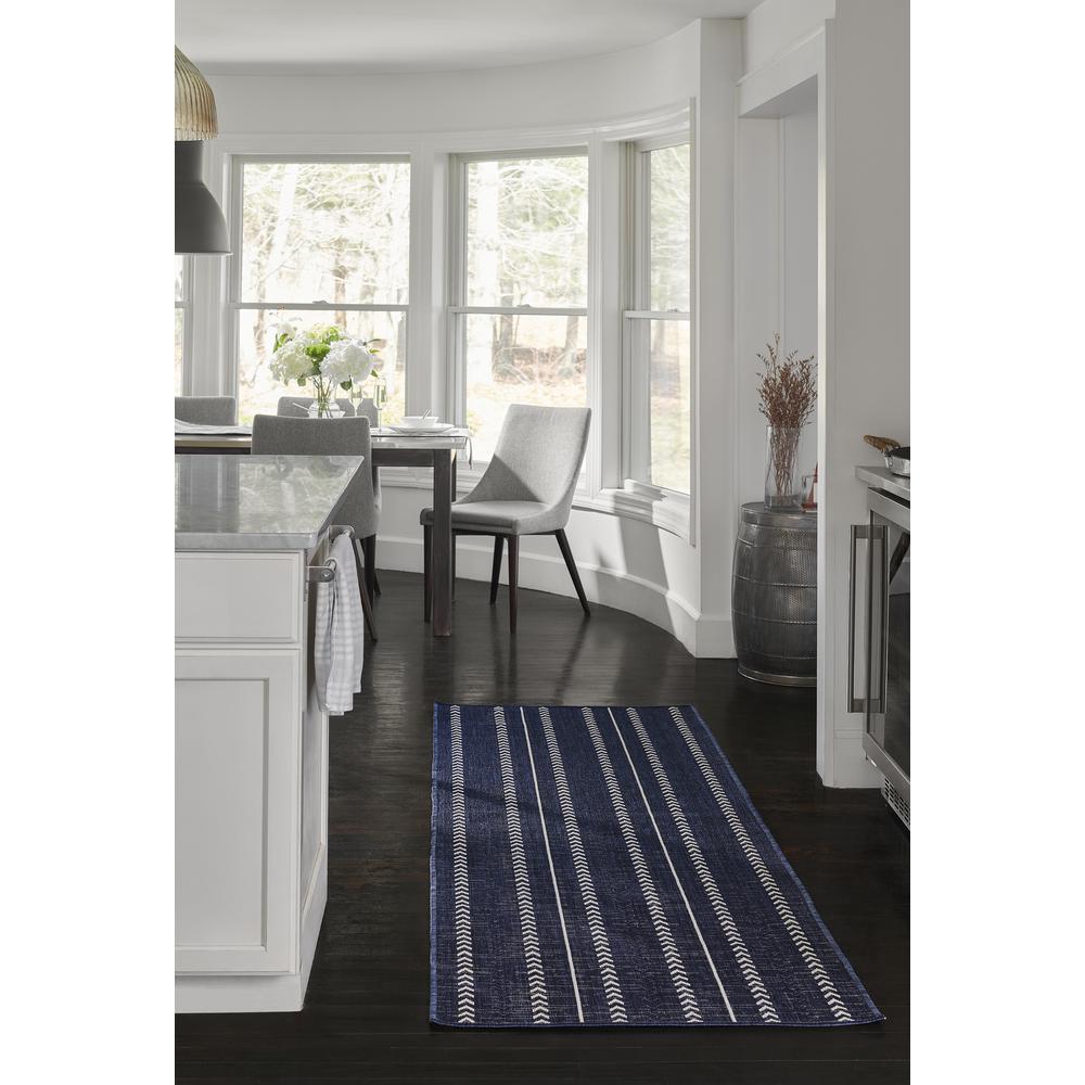 Transitional Rectangle Area Rug, Navy, 6'6" X 9'