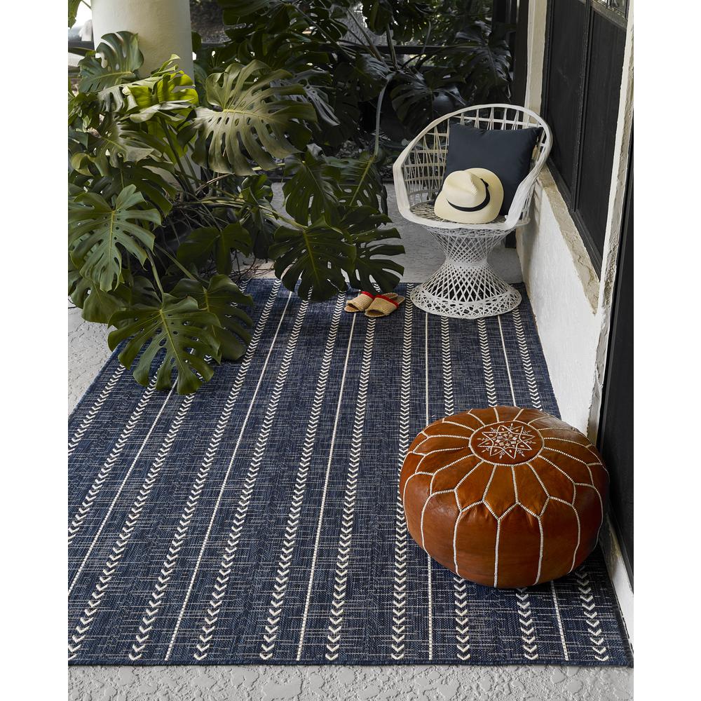 Transitional Rectangle Area Rug, Navy, 6'6" X 9'