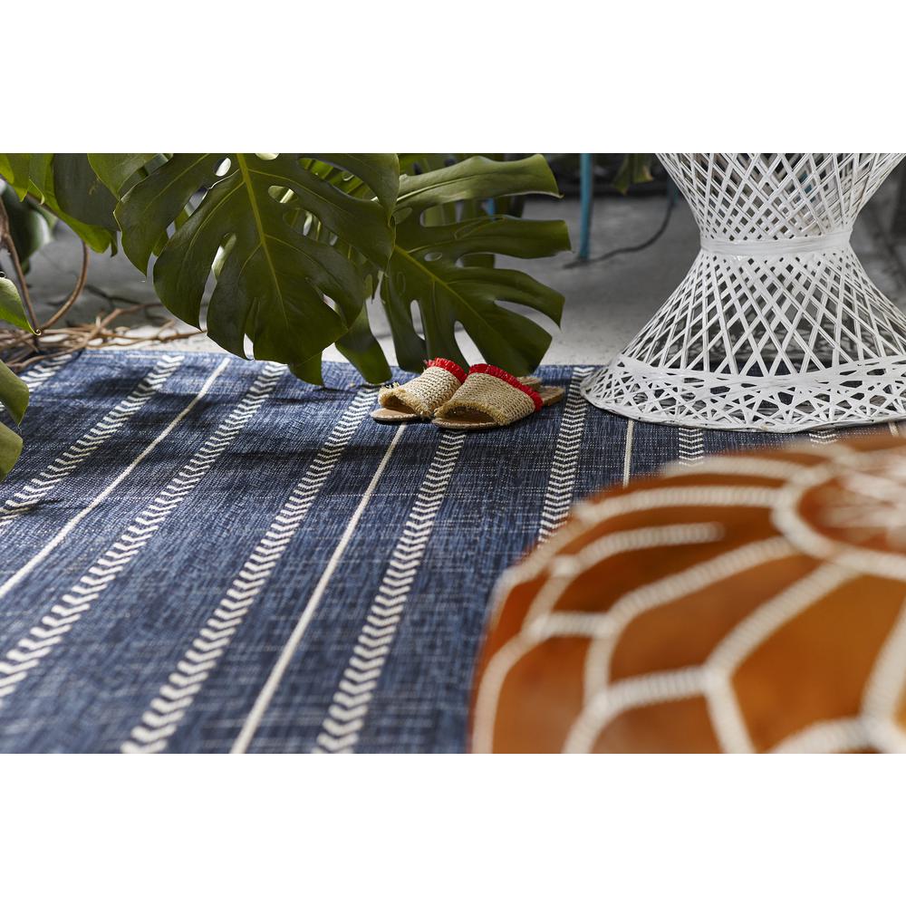 Transitional Rectangle Area Rug, Navy, 6'6" X 9'